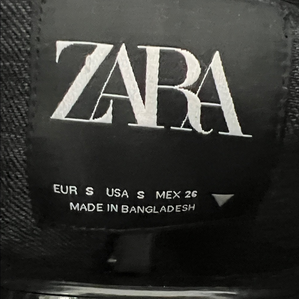 ZARA Black Denim Jacket with Silver Buttons - Picture 2 of 7